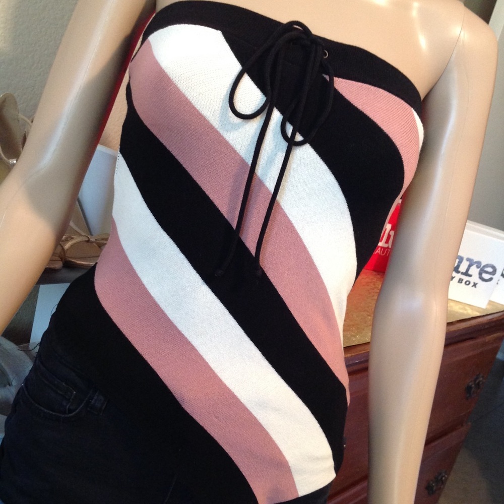 Striped strapless top T002